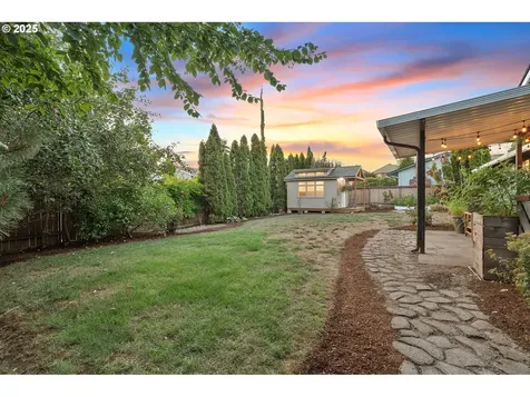 6595 SW 206th Court Beaverton OR 97078