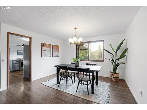 6595 SW 206th Court Beaverton OR 97078