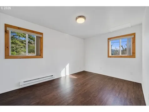 111 Cypress Avenue Garibaldi OR 97118