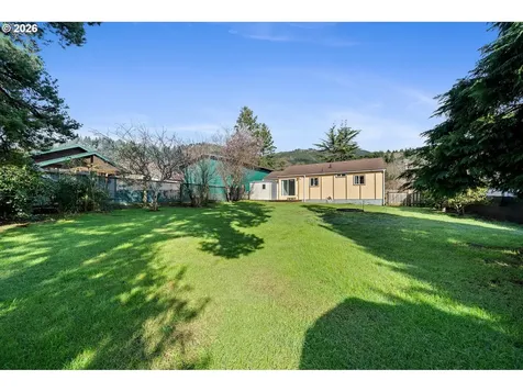 111 Cypress Avenue Garibaldi OR 97118