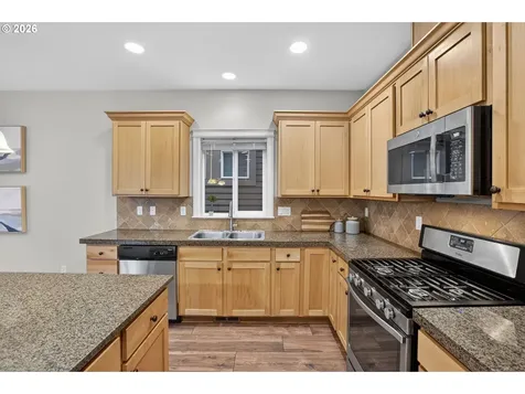 17481 SW Winona Lane Beaverton OR 97078