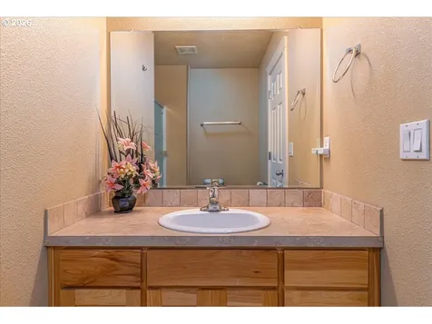 4485 Benham Avenue Salem OR 97317