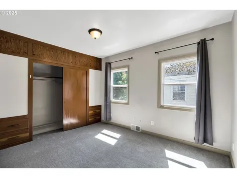 3535 SE 73rd Avenue Portland OR 97206
