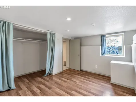 3535 SE 73rd Avenue Portland OR 97206