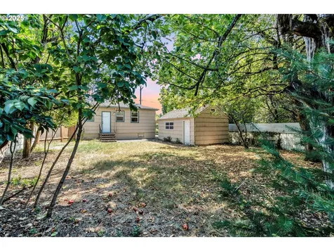 3535 SE 73rd Avenue Portland OR 97206