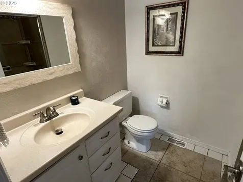 1794 NE Carole Court Hillsboro OR 97124