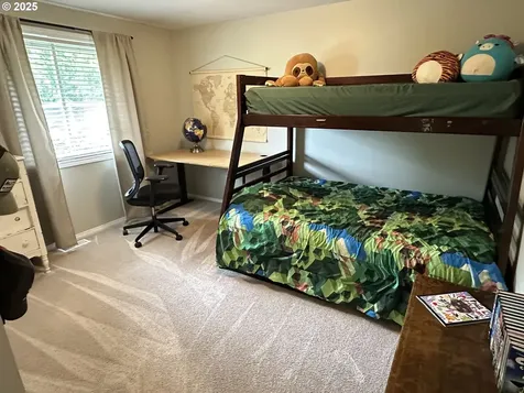 1794 NE Carole Court Hillsboro OR 97124