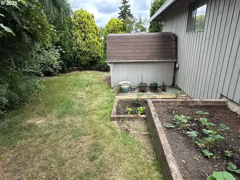 1794 NE Carole Court Hillsboro OR 97124