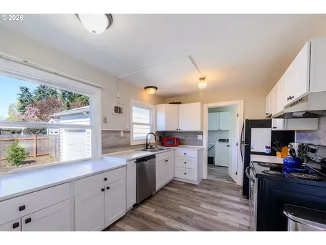 265 Baxter Street Eugene OR 97402