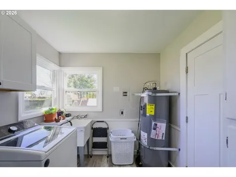 265 Baxter Street Eugene OR 97402