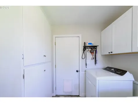 265 Baxter Street Eugene OR 97402