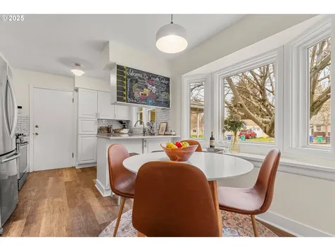 5950 SE Tibbetts Street Portland OR 97206