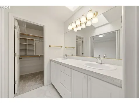 14961 NW Deerfoot Lane Portland OR 97229
