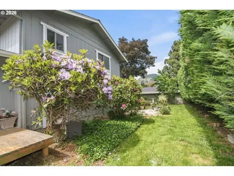 125 Susan Street Myrtle Creek OR 97457