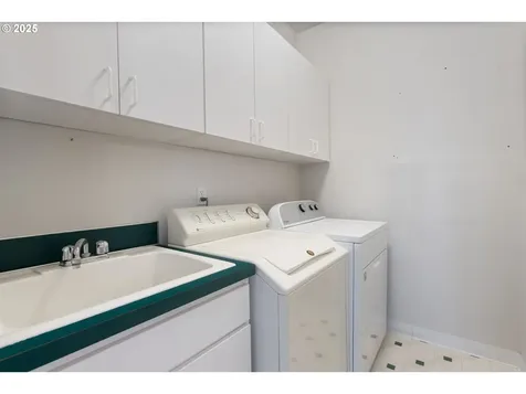 10955 SW Black Diamond Way Portland OR 97223