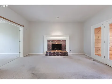 10955 SW Black Diamond Way Portland OR 97223