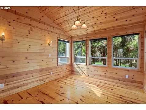 10955 SW Black Diamond Way Portland OR 97223