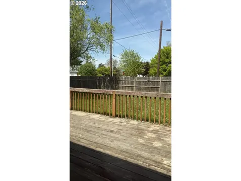 1106 S River Street Newberg OR 97132