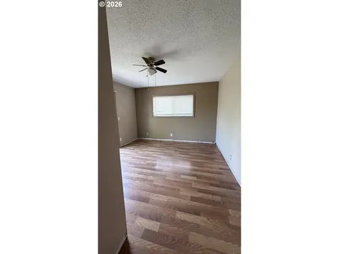1106 S River Street Newberg OR 97132