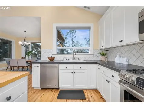 5123 SE 40th Avenue Portland OR 97202