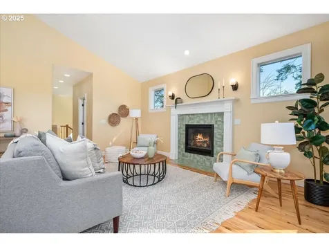 5123 SE 40th Avenue Portland OR 97202