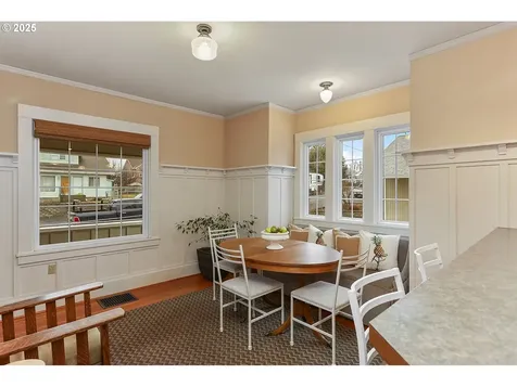 102 NE Harrison Street Dufur OR 97021