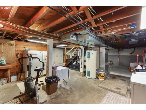 102 NE Harrison Street Dufur OR 97021