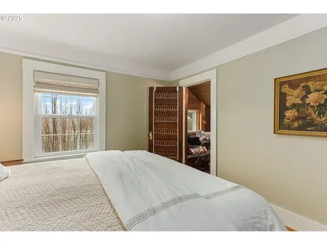 102 NE Harrison Street Dufur OR 97021