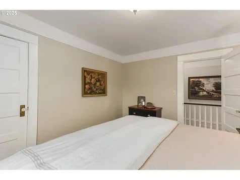102 NE Harrison Street Dufur OR 97021