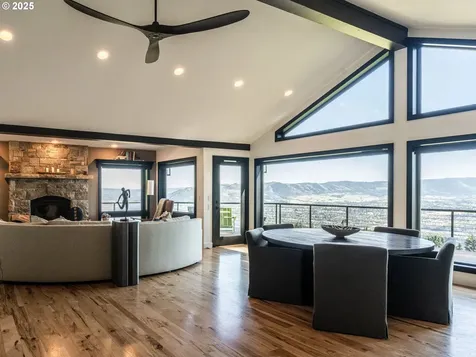 51 Sunrise Road Underwood WA 98651