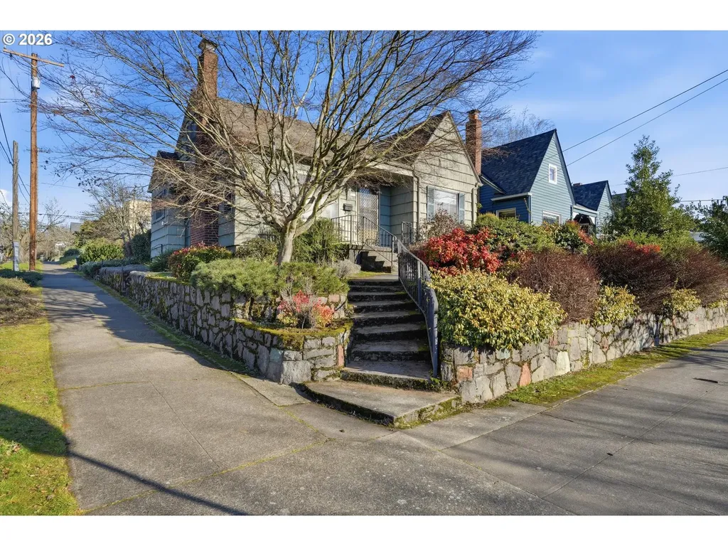 2605 SE Grant Street Portland OR 97214
