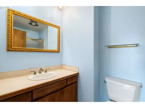8600 NE 58th Street Vancouver WA 98662