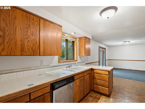 8600 NE 58th Street Vancouver WA 98662