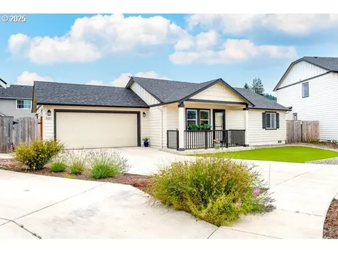 2283 Cheadle Lake Court Lebanon OR 97355