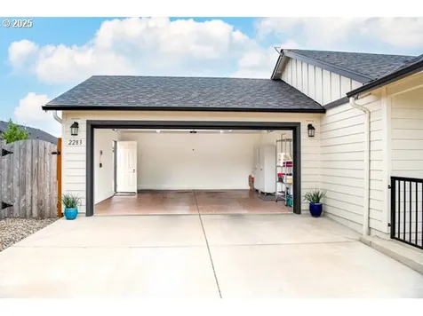2283 Cheadle Lake Court Lebanon OR 97355