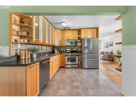 4406 NE 62nd Avenue Portland OR 97218