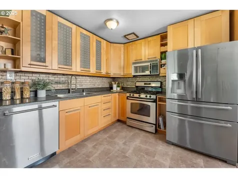 4406 NE 62nd Avenue Portland OR 97218
