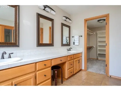 22250 SW 103rd Avenue Tualatin OR 97062