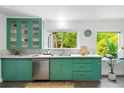 4300 NE Lombard Street Portland OR 97218