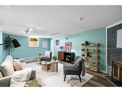 4300 NE Lombard Street Portland OR 97218