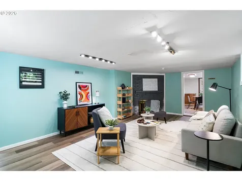 4300 NE Lombard Street Portland OR 97218