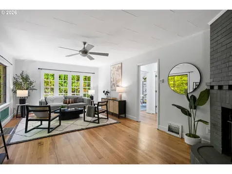 4300 NE Lombard Street Portland OR 97218
