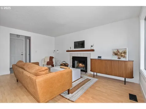 9517 SW 53rd Avenue Portland OR 97219