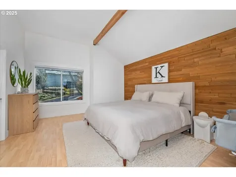9517 SW 53rd Avenue Portland OR 97219