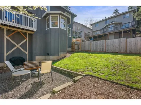 9517 SW 53rd Avenue Portland OR 97219