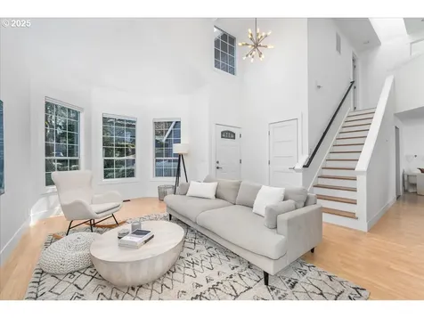 9517 SW 53rd Avenue Portland OR 97219