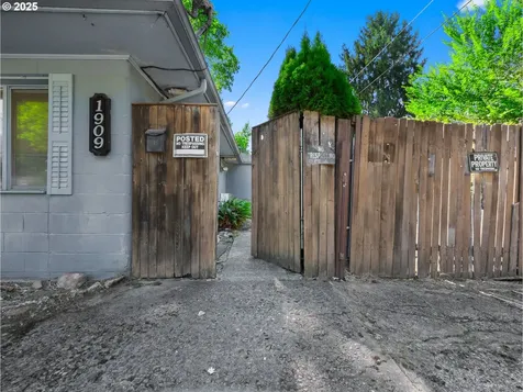 1909 NE 137th Avenue Portland OR 97230