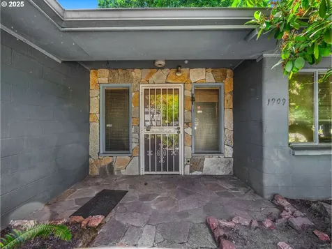 1909 NE 137th Avenue Portland OR 97230