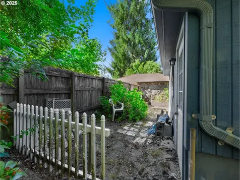 1909 NE 137th Avenue Portland OR 97230