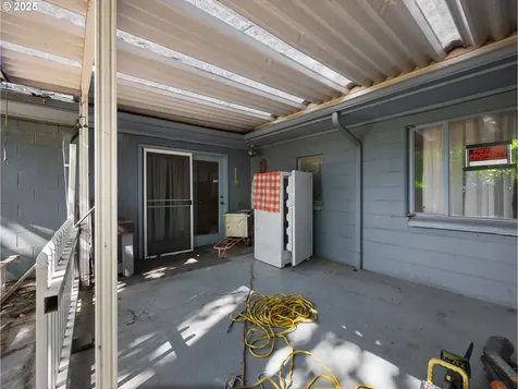1909 NE 137th Avenue Portland OR 97230